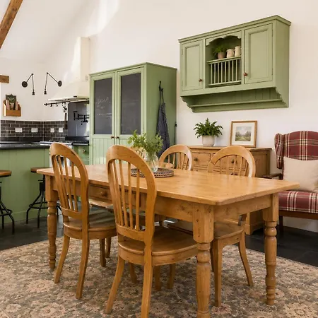 Peaceful Connemara Retreat Near The Coast Knock (Connacht)