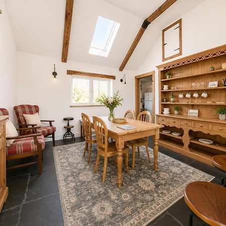 בית נופש Peaceful Connemara Retreat Near The Coast Knock (Connacht)