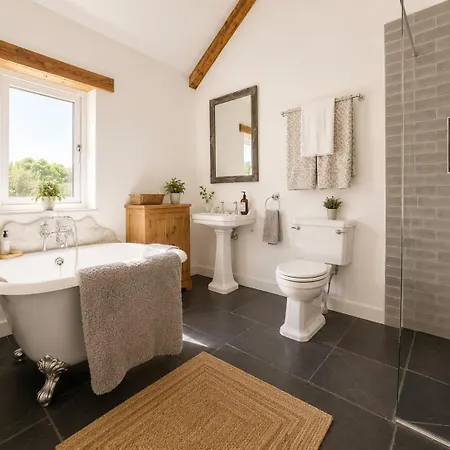 Peaceful Connemara Retreat Near The Coast